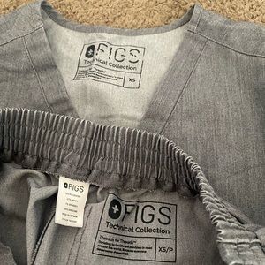 Figs graphite scrubs
